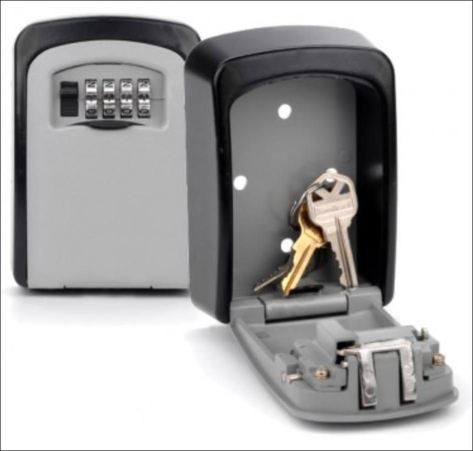 ורשה P&O Serviced Apartments Ujazdowskie מראה חיצוני תמונה